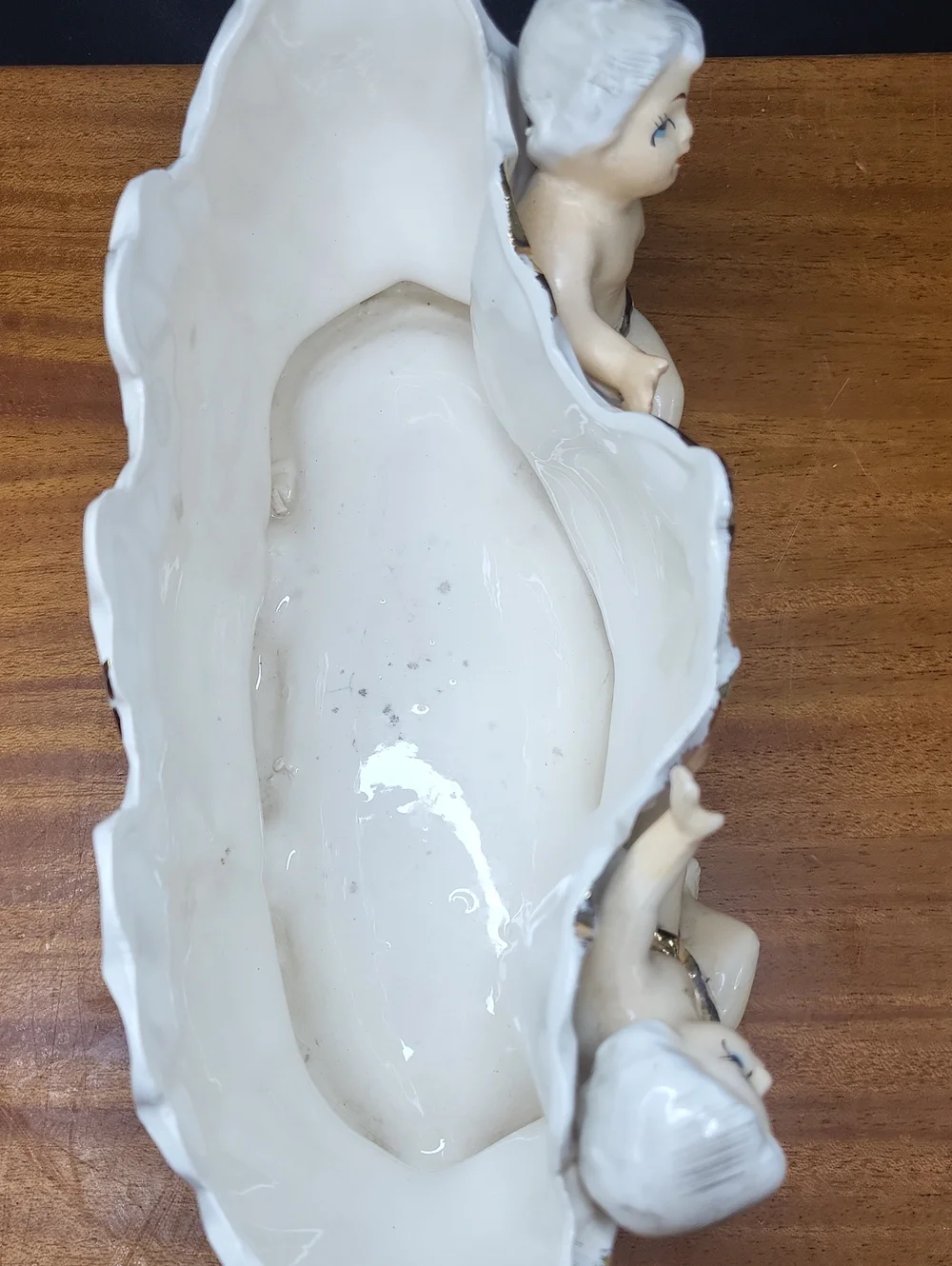 Porcelain Cherub Shell Planter in White and Gold